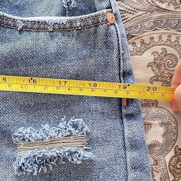 Numero Denim shorts  - Picture 6 of 7